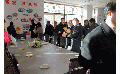 自治區(qū)、銀川市人大代表及金鳳區(qū)各級(jí)領(lǐng)導(dǎo)來我公司進(jìn)行視察調(diào)研活動(dòng)