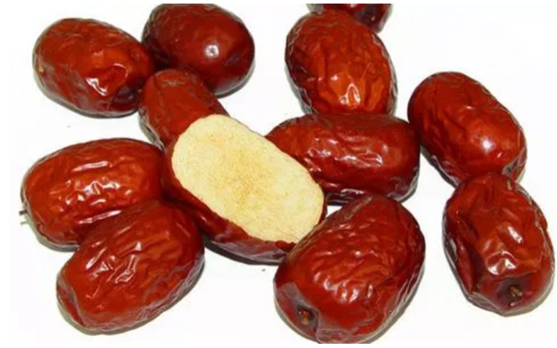 紅棗和它一起泡，每天一杯，濕氣消，臉色更紅潤！